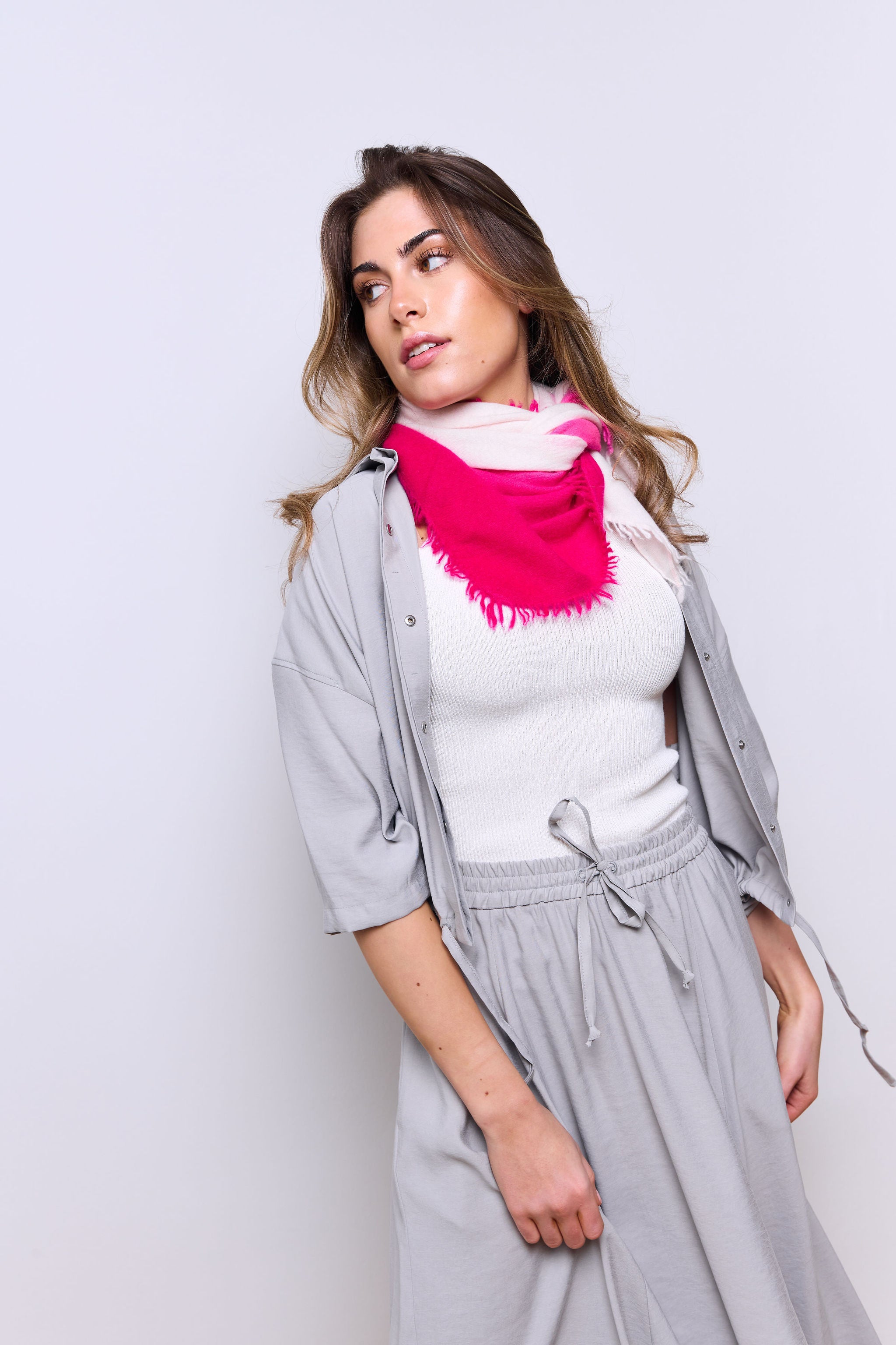 Triangle ombré pink