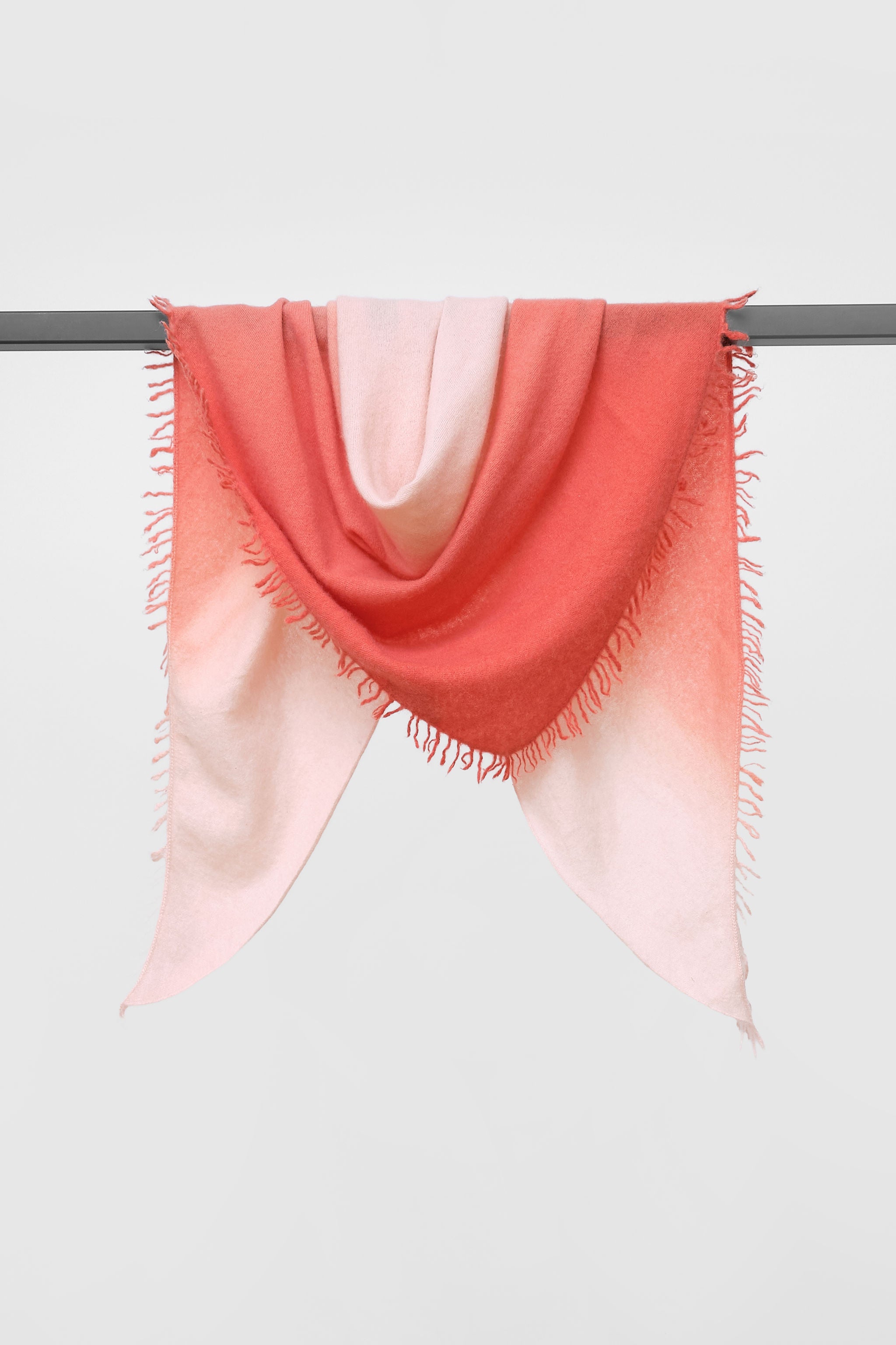 Triangle ombré peach