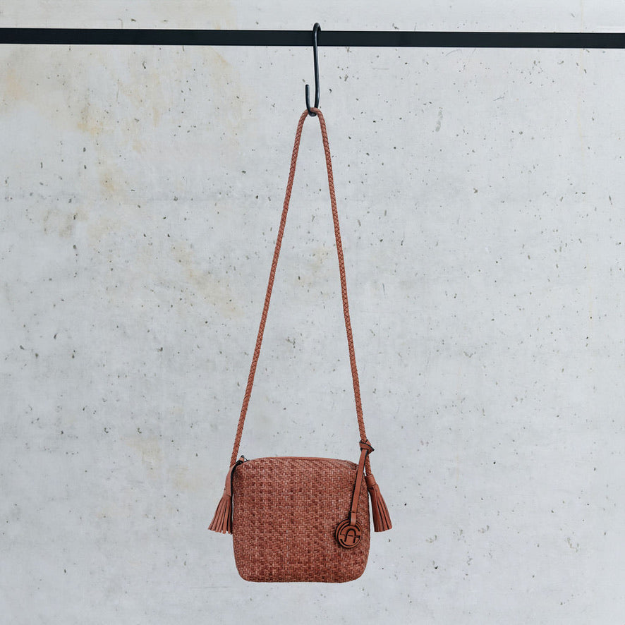 Square Bag cognac