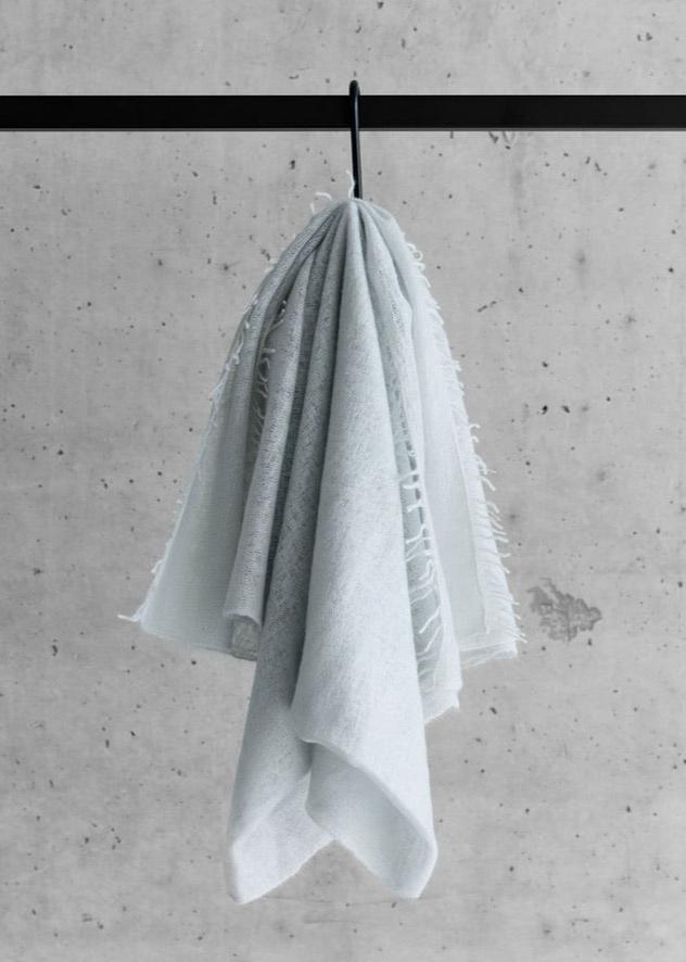 Cashmere Schal eisblau