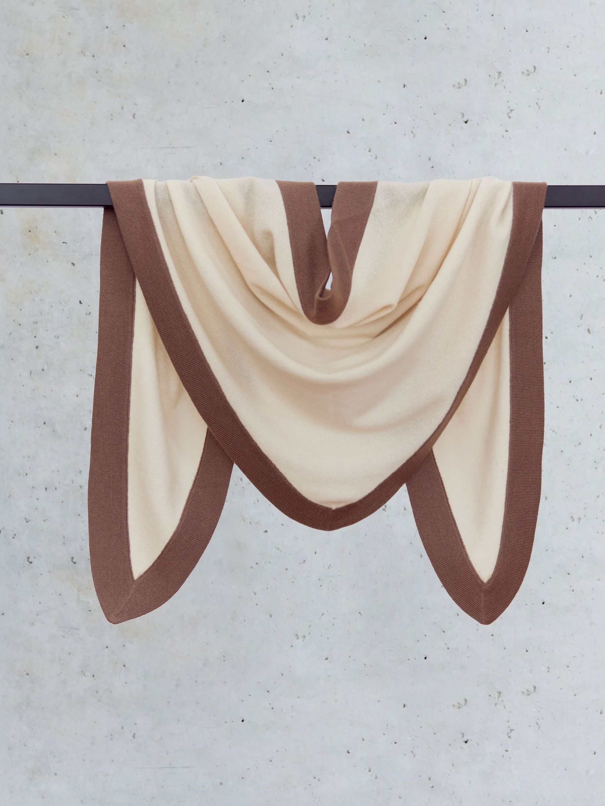 Triangle creme/braun