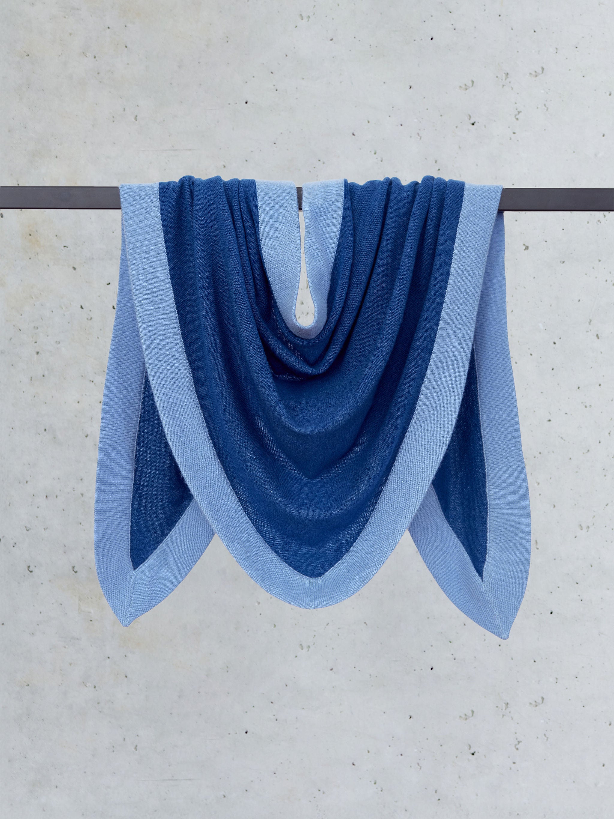 Triangle blau